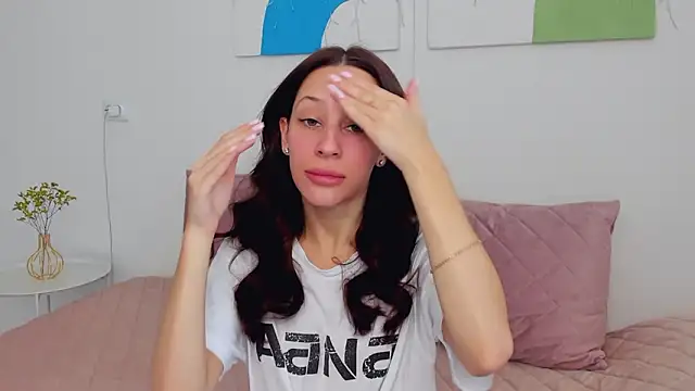 SelenaRousey online show from 02/26/26, 07:41