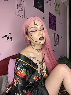 MoonAgnes online show from 01/04/25, 11:59