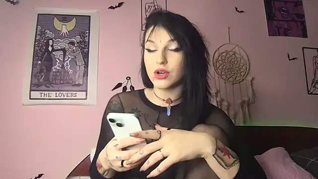 MoonAgnes online show from 01/26/25, 01:41