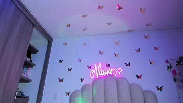 NaomiAsha online show from 11/04/25, 12:47