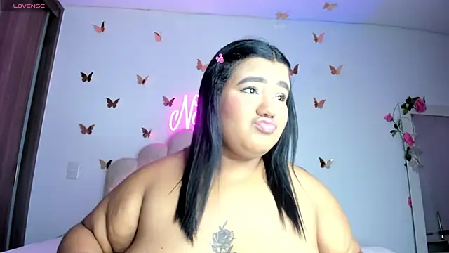 NaomiAsha online show from 11/23/25, 11:26