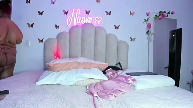 NaomiAsha online show from 11/10/25, 11:32