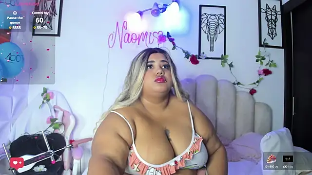Snapshot of NaomiAsha chatting on 03/05/25, 11:27 NaomiAsha online show from 03/05/25, 11:27