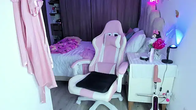 NaomiAsha online show from 01/09/26, 11:33