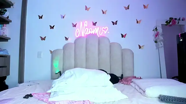 NaomiAsha online show from 10/27/25, 11:38