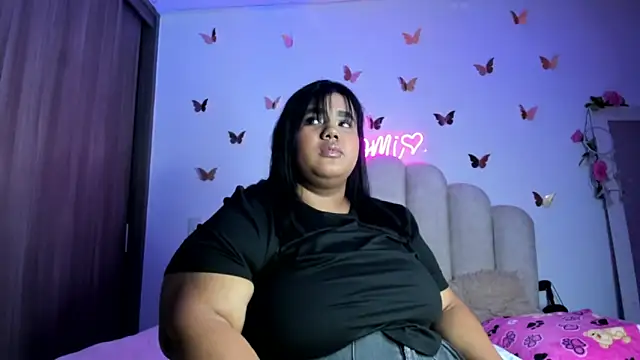 NaomiAsha online show from 11/29/25, 12:44