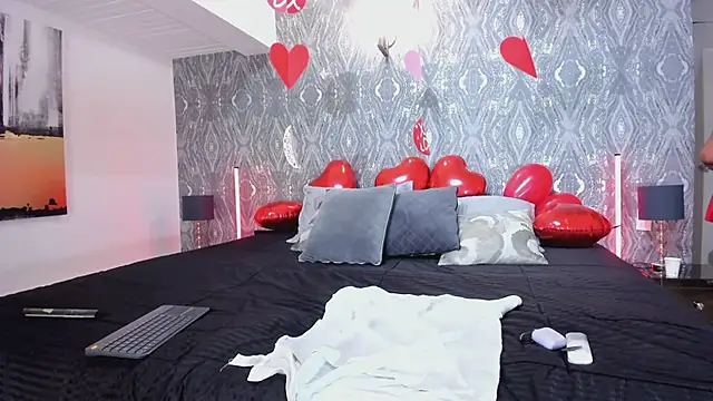 NaomiAsha online show from 02/13/26, 04:01