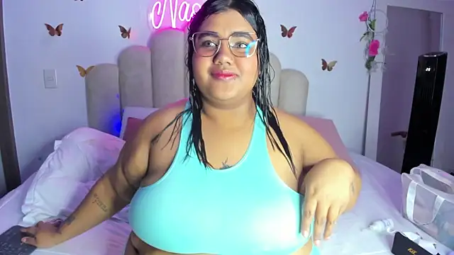 NaomiAsha online show from 12/16/25, 11:31