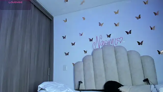 NaomiAsha online show from 10/30/25, 11:23