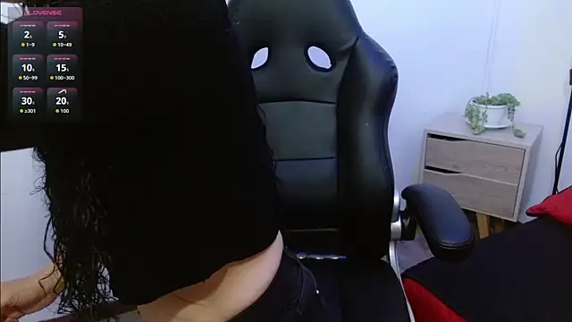 AlexandraJones  online show from 09/23/25, 01:56