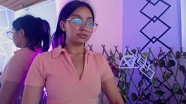 Snapshot of Stefanygp chatting on 03/20/25, 04:53 Stefanygp online show from 03/20/25, 04:53