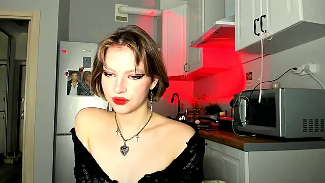 Niky  Jess online show from 03/12/25, 10:48