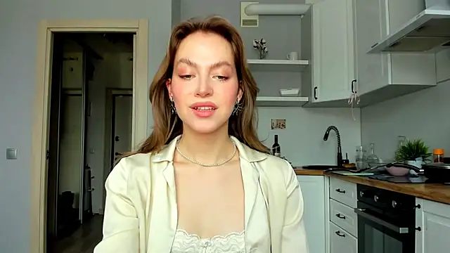 Niky  Jess online show from 02/13/25, 11:06