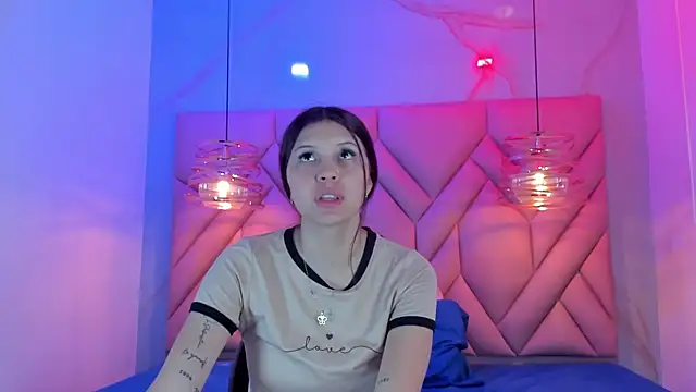 AngelaaCute  online show from 07/23/26, 12:02