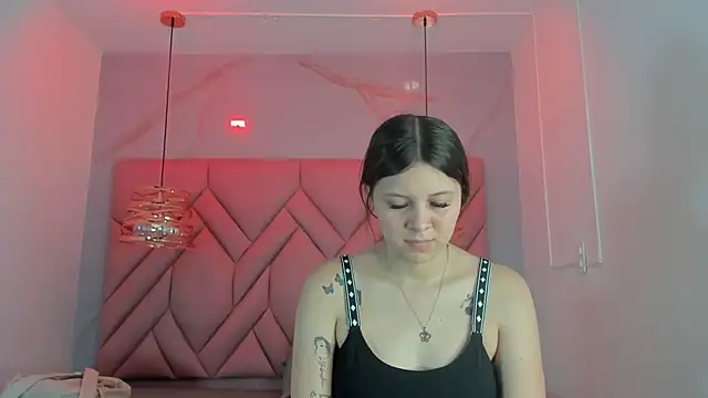 AngelaaCute  online show from 05/23/26, 06:18