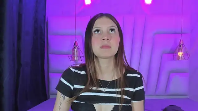 AngelaaCute  online show from 02/28/26, 07:46