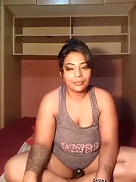 indianstormxo  online show from 12/02/25, 08:38