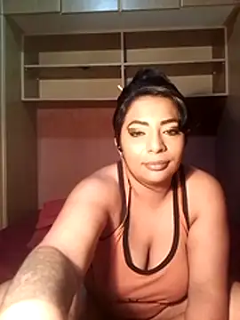 indianstormxo  online show from 12/15/25, 02:01