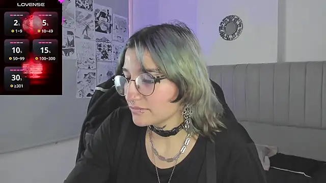 SukiFuyu  online show from 02/28/25, 03:15