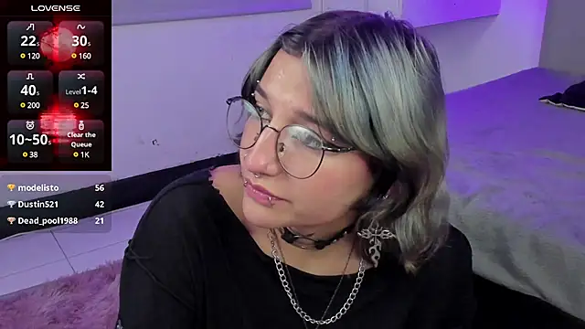 SukiFuyu  online show from 03/19/25, 06:34