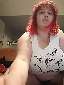 Snapshot of LadyRochester chatting on 06/16/26, 04:29 LadyRochester online show from 06/16/26, 04:29