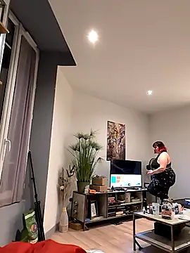 LadyRochester online show from 11/21/25, 08:41