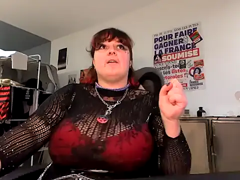 LadyRochester online show from 11/20/25, 12:44