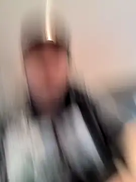 LadyRochester online show from 11/17/25, 01:37