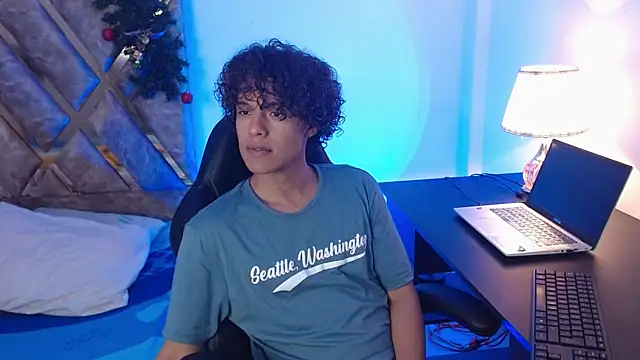 nickolas moon online show from 12/28/24, 10:02