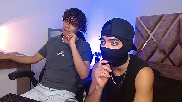 nickolas moon online show from 02/23/25, 01:53