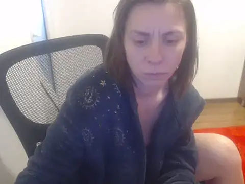 SweetAdela92 online show from 02/11/26, 08:41