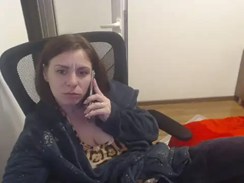 SweetAdela92 online show from 02/08/26, 10:07