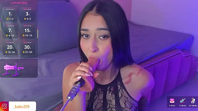 Snapshot of Kate_bale chatting on 01/15/26, 08:56 Kate bale online show from 01/15/26, 08:56