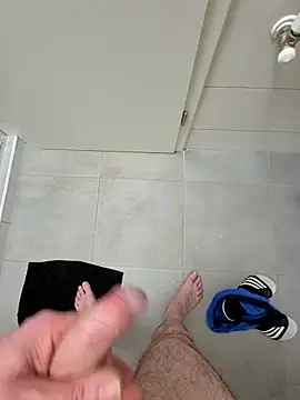 kisbiro77777 online show from 03/02/26, 07:54