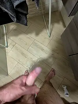 kisbiro77777 online show from 10/10/25, 07:36