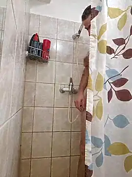 kisbiro77777 online show from 12/05/25, 06:39