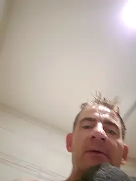 kisbiro77777 online show from 09/08/25, 07:57