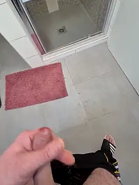 kisbiro77777 online show from 03/22/26, 09:44