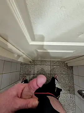 kisbiro77777 online show from 02/01/26, 01:42