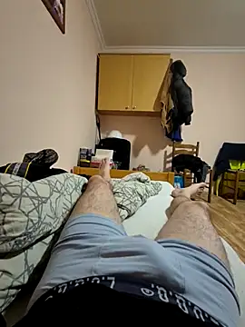 kisbiro77777 online show from 11/03/25, 07:28