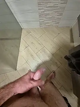 kisbiro77777 online show from 09/17/25, 07:27