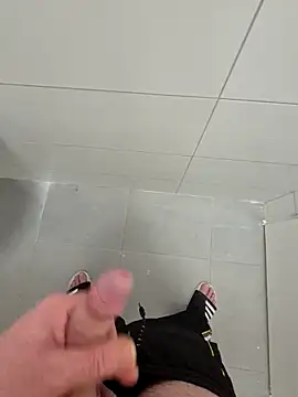 kisbiro77777 online show from 02/26/26, 10:10