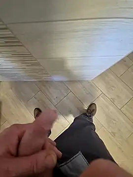 kisbiro77777 online show from 03/21/25, 11:12