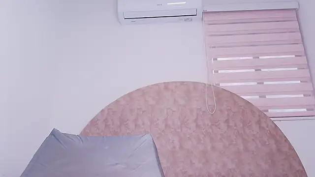 anisha x online show from 05/19/26, 07:21