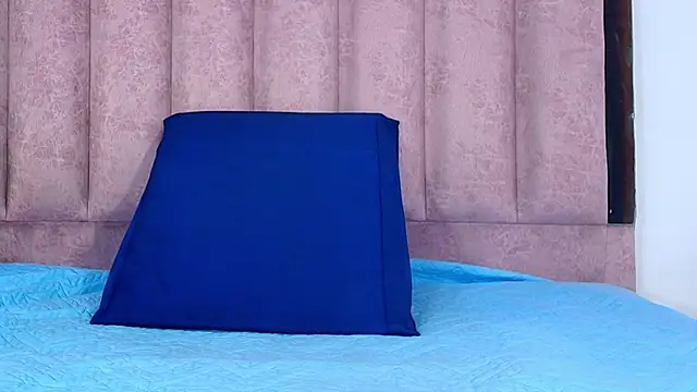 anisha x online show from 10/10/25, 07:15