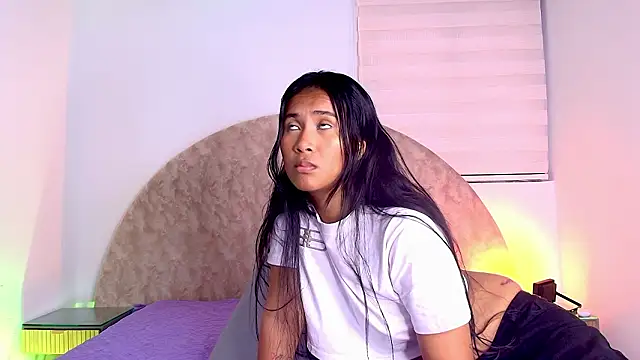 anisha x online show from 02/25/26, 07:14