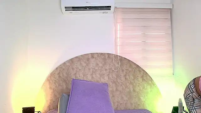 anisha x online show from 02/06/26, 07:21