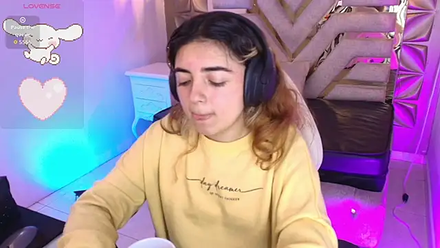 meraki fraise online show from 11/16/25, 08:13