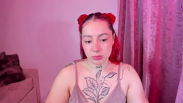 annika taylor online show from 10/08/25, 01:07