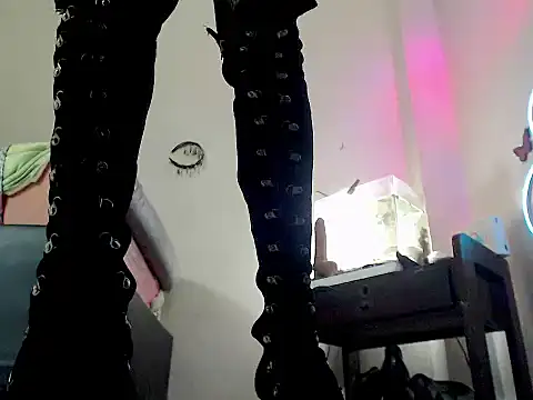 kimkardasha98 online show from 04/07/26, 11:17